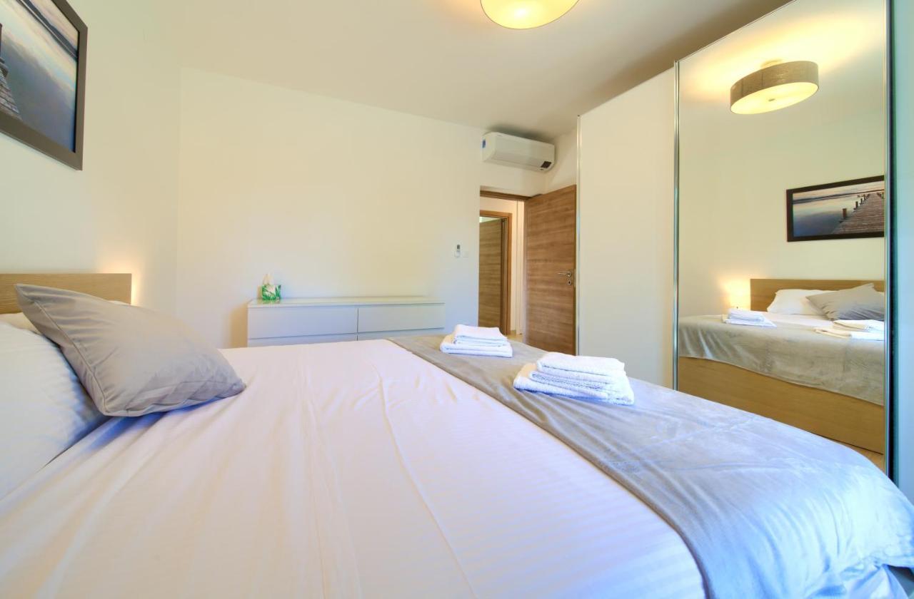 Tramonto Apartment Krk Town Exterior foto